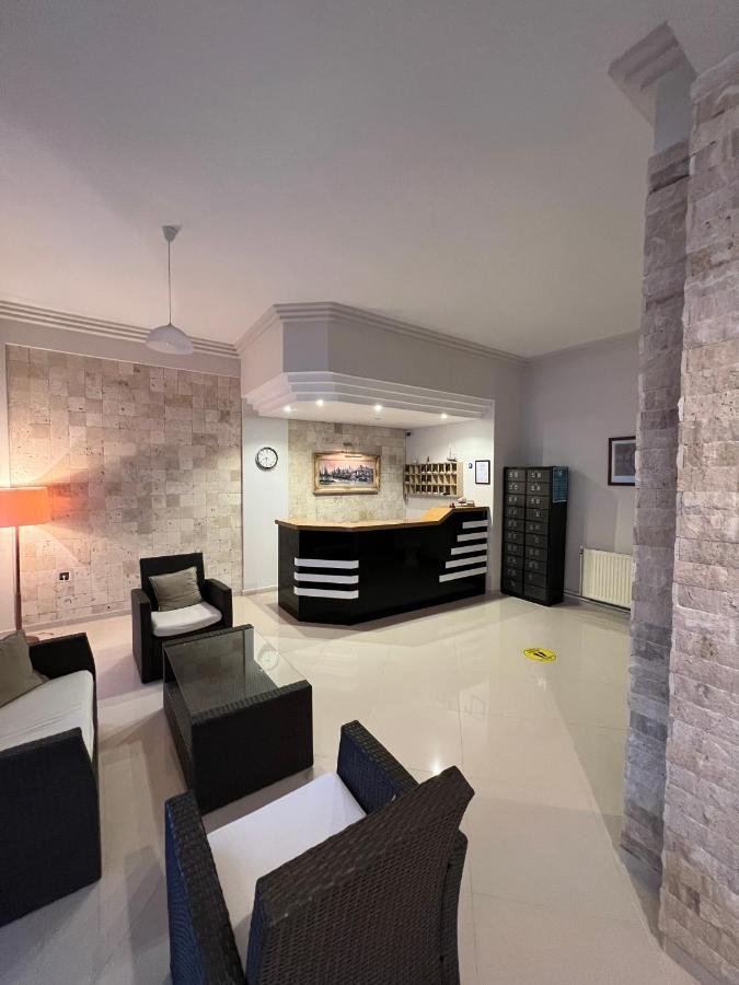 Bayram Hotel Çeşme Luaran gambar